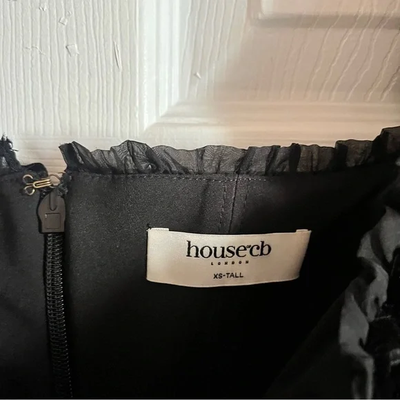 House of CB Syana Black Velvet Mini Dress - Picture 6 of 9